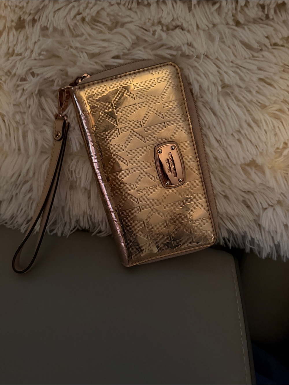 Michael Kors Metallic Rose Gold Star Wristlet Wallet